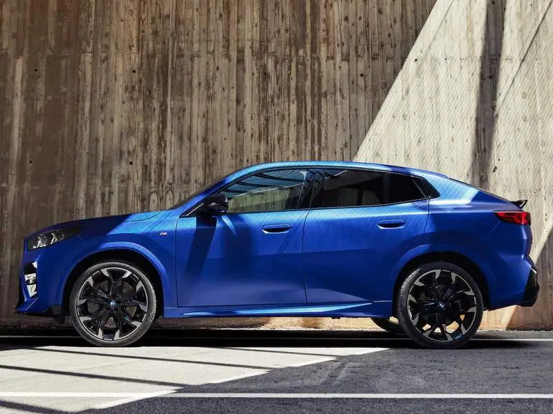 Noleggio lungo termine BMW X2